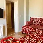 Grand 5* Учисар